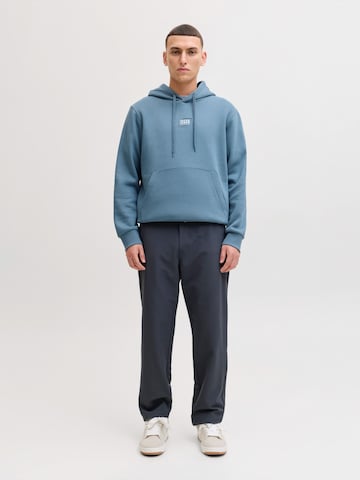 JACK & JONES Sweatshirt i blå