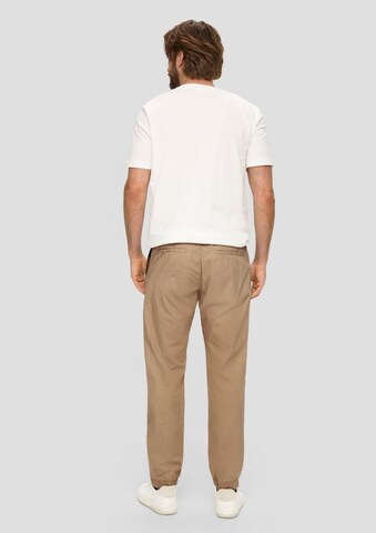 Tapered Pantaloni chino di s.Oliver in marrone