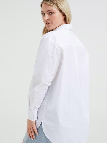 WE Fashion Blouse in White