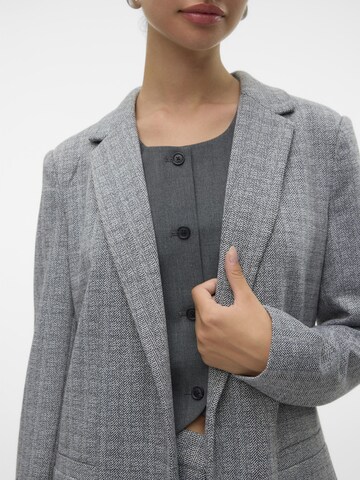 Blazer 'SILVA' VERO MODA en gris