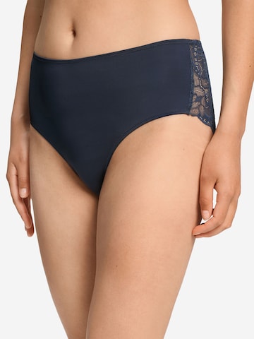 Slip ' Azelia ' Hanro en bleu : devant