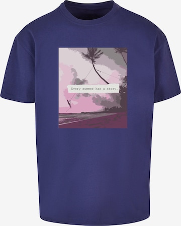 T-Shirt 'Summer - Every summer has a story' Merchcode en bleu : devant