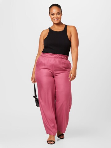 Loosefit Pantalon 'CHANTAL' ONLY Carmakoma en rose