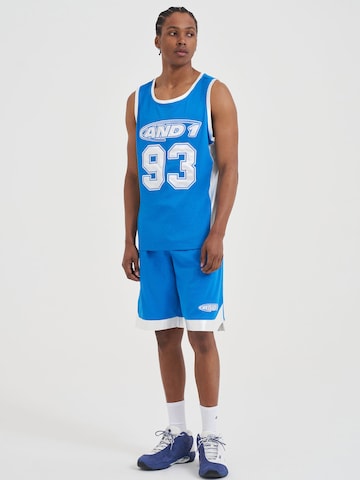 AND1 Regular Shorts in Blau