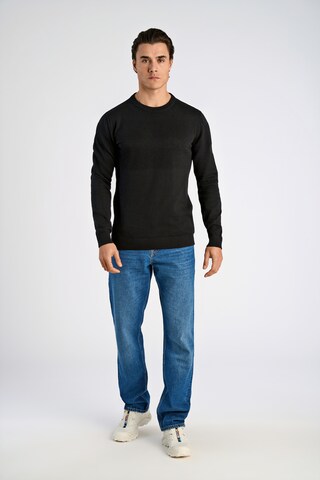 Lindbergh Sweater in Black