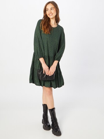 Robe Thinking MU en vert