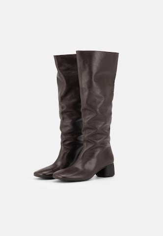 VAGABOND SHOEMAKERS - Bota 'LIVIA' em castanho