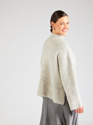 PIECES Curve - Jersey 'PCMALA' en gris