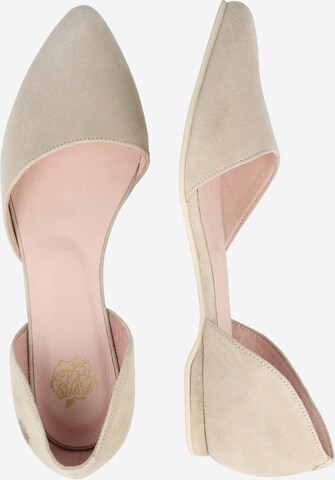 Ballerina 'Blondie' di Apple of Eden in beige