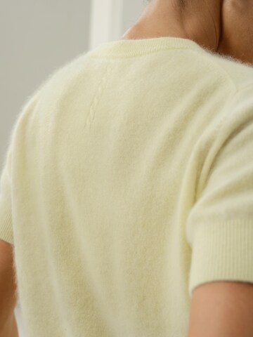 Lilysilk Sweater in Yellow