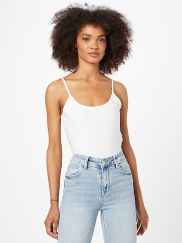 GAP Top in White: front