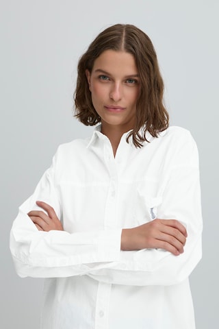 Ball Blouse in White