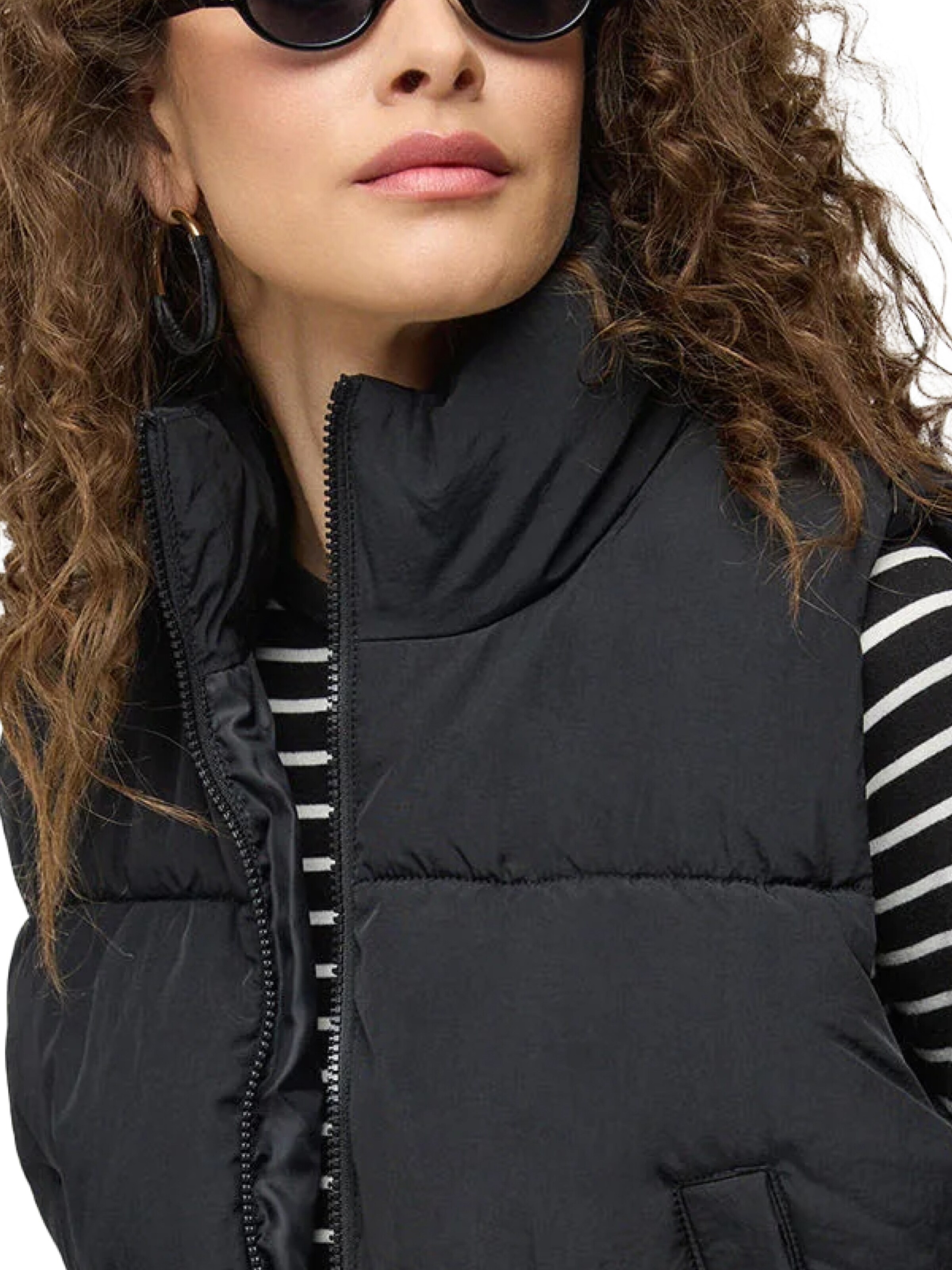 No Matter What Weste in Schwarz