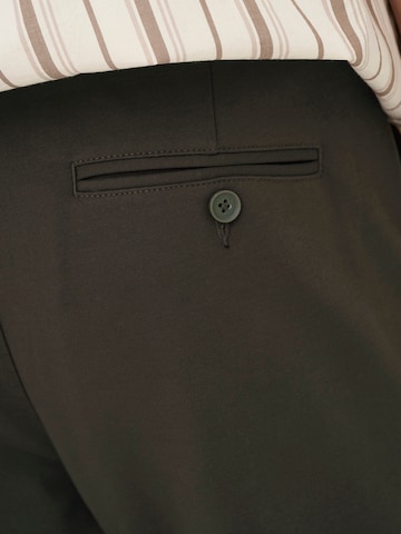 Slimfit Pantaloni chino 'ONSMARK' di Only & Sons in marrone