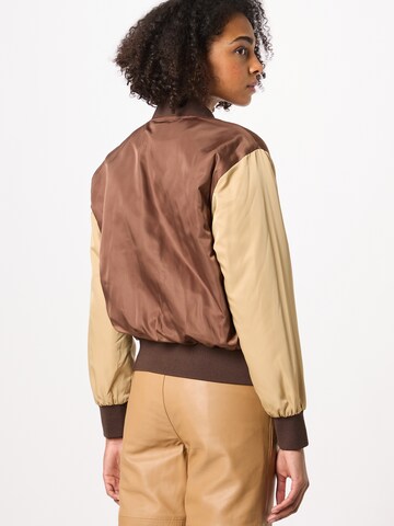 NEON & NYLON Between-Season Jacket in Brown