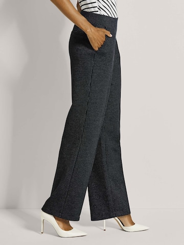 MADELEINE Tapered Trousers in Blue