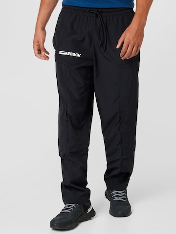 Reebok Regular Workout Pants in Black: front