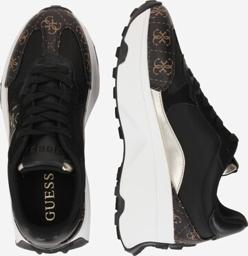 Sneaker bassa 'CALEBB5' di GUESS in nero