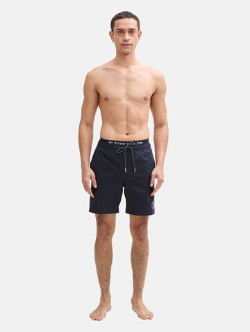 TOM TAILOR Badeshorts in Blau