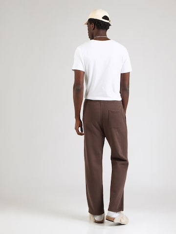 regular Pantaloni 'ESSENTIAL' di Abercrombie & Fitch in marrone