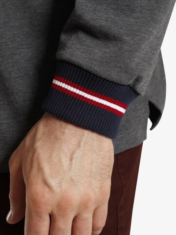 Charles Colby Sweatshirt 'Earl Peredur' in Grau