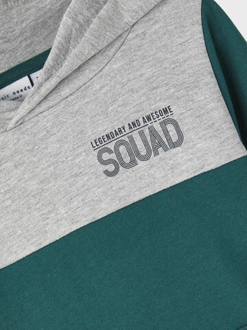 NAME IT - Sudadera 'Varicki' en verde