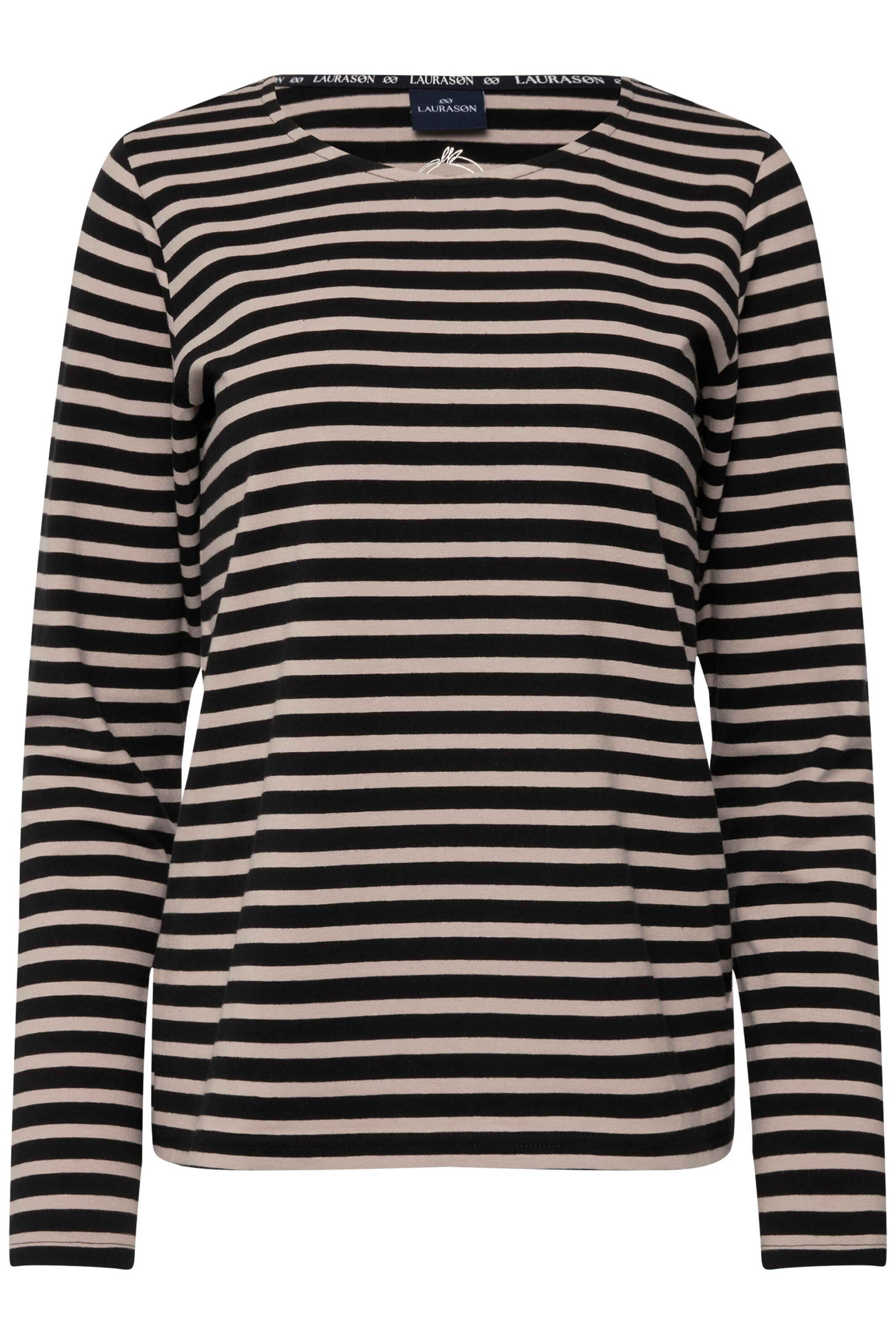 LAURASØN Shirt in Black: front