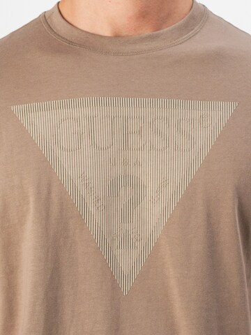 Maglietta di GUESS in marrone