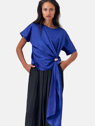 Lipsy Blouse in Blauw: voorkant