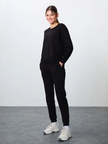 Tommy Life Joggingová souprava – černá