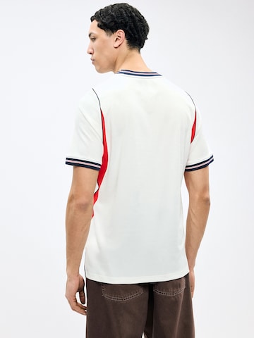 NIKE Трико в бяло