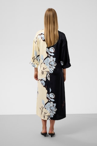 SOAKED IN LUXURY Kleid in Grau