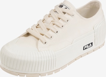 Baskets basses FILA en blanc : devant