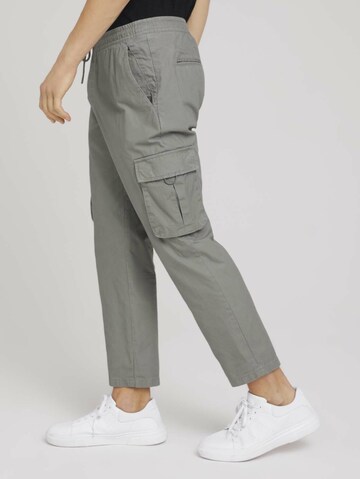 Regular Pantalon cargo TOM TAILOR DENIM en gris