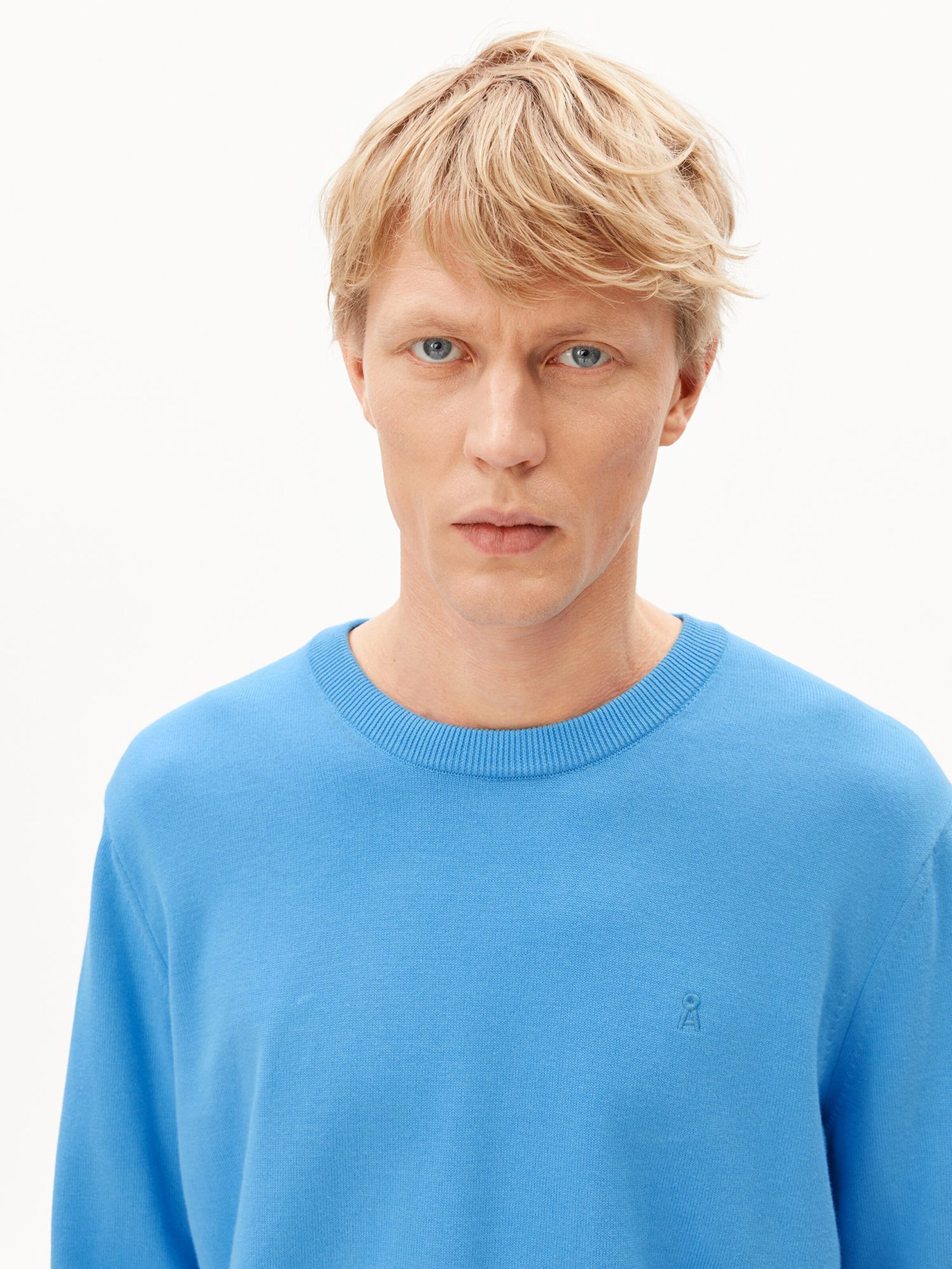 ARMEDANGELS Trui in Blauw: voorkant