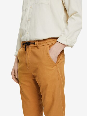 Loosefit Pantalon chino ESPRIT en marron