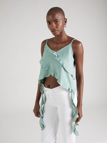 Trendyol Blouse in Groen: voorkant