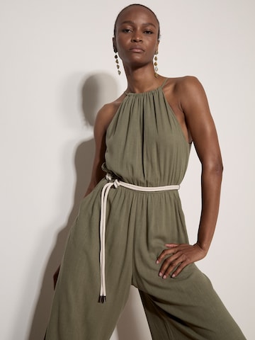 Tuta jumpsuit ' ' di Apricot in verde