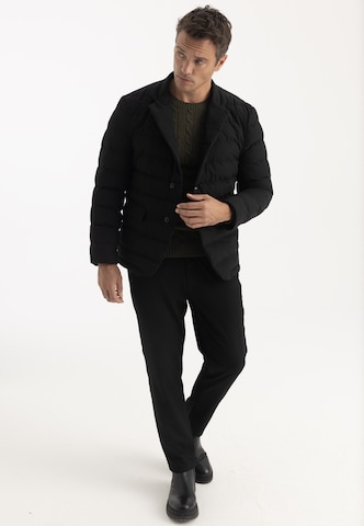 Felix Hardy Between-season jacket in Black