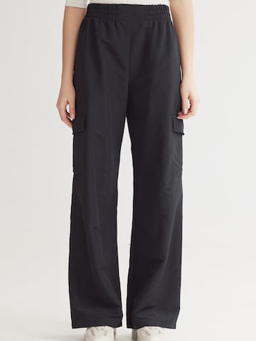 4TAILORS Voľný strih Kapsáče 'Dillon' - Čierna: predná strana