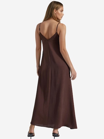 Hiccup - Vestido em castanho