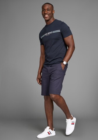 DELMAO Regular Shorts in Blau
