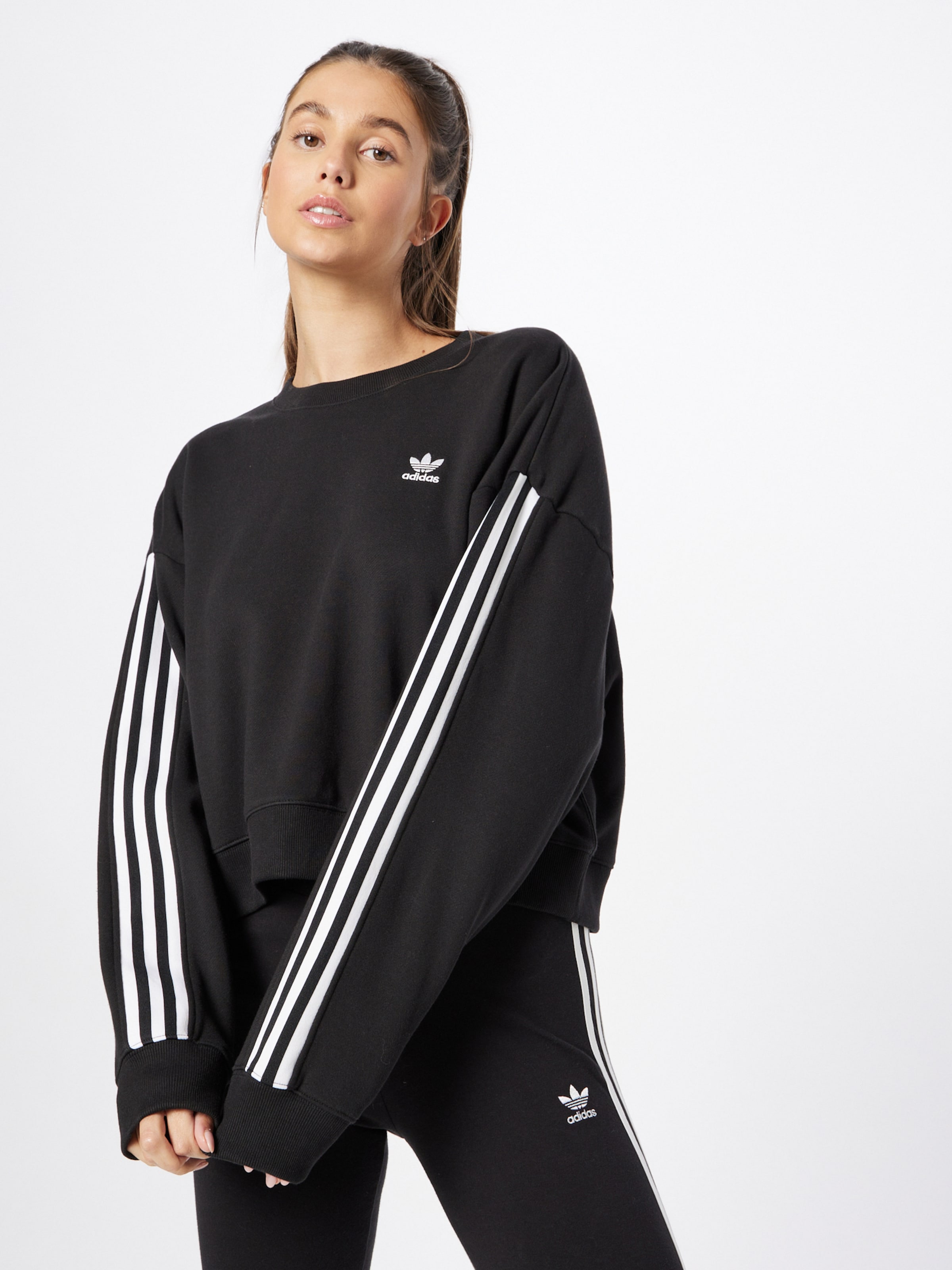 ADIDAS ORIGINALS Sudadera en ABOUT YOU