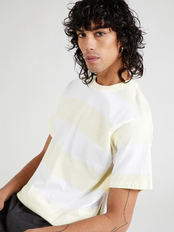 T-Shirt 'RED TAB' LEVI'S ® en blanc