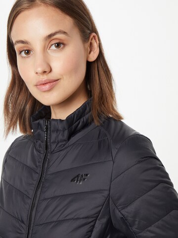 4F Outdoor Jacket in Black