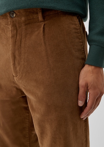 Regular Pantalon à pince s.Oliver en marron