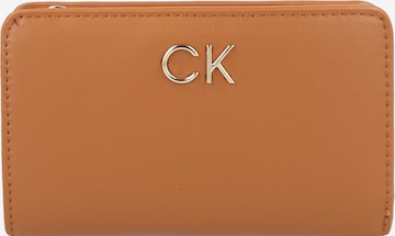 Calvin Klein Портмоне в Коричневый: спереди