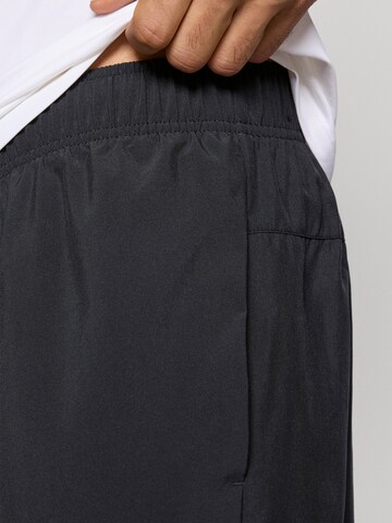 Jordan regular Sportsbukser 'ESS' i sort