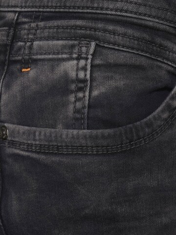 STREET ONE Slimfit Jeans in Schwarz