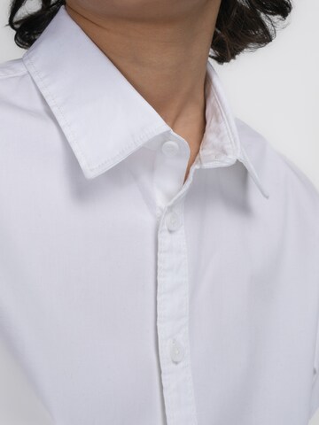 Coupe slim Chemise 'Mcgrath' Petrol Industries en blanc